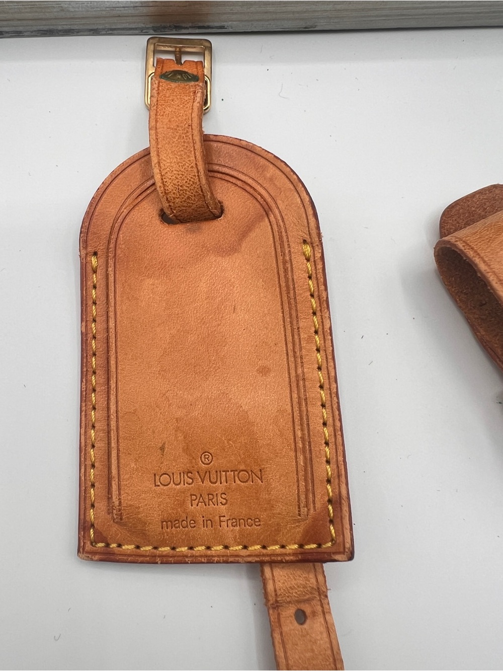 Louis Vuitton Vachetta Luggage Tag and Poignett (Handle Strap) - Picture 3 of 6